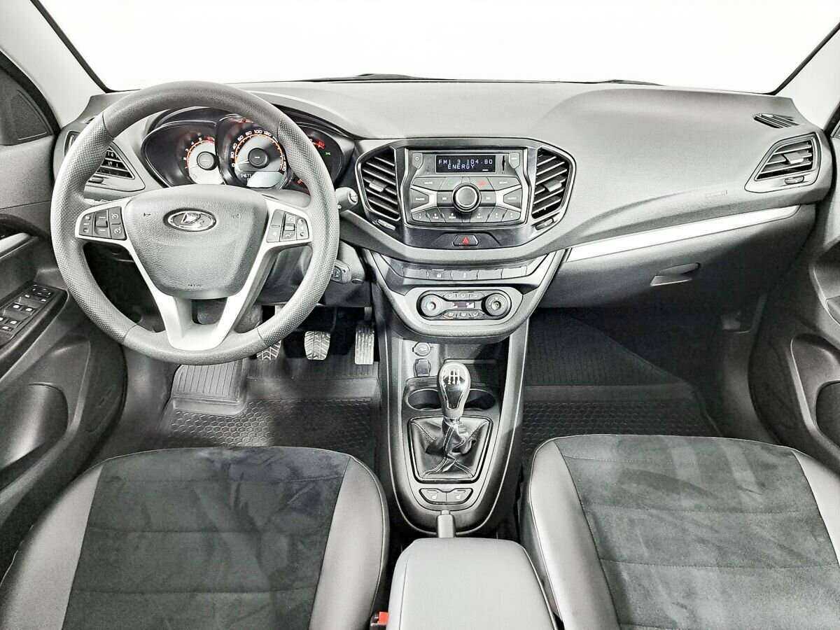 Lada (ВАЗ) Vesta с пробегом — 2019 год. Фото: #13