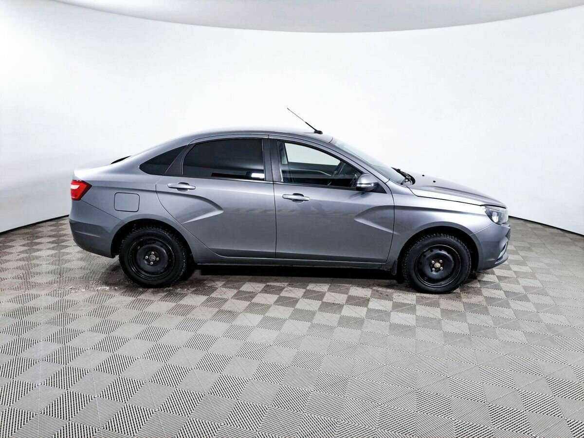 Lada (ВАЗ) Vesta с пробегом — 2020 год. Фото: #3