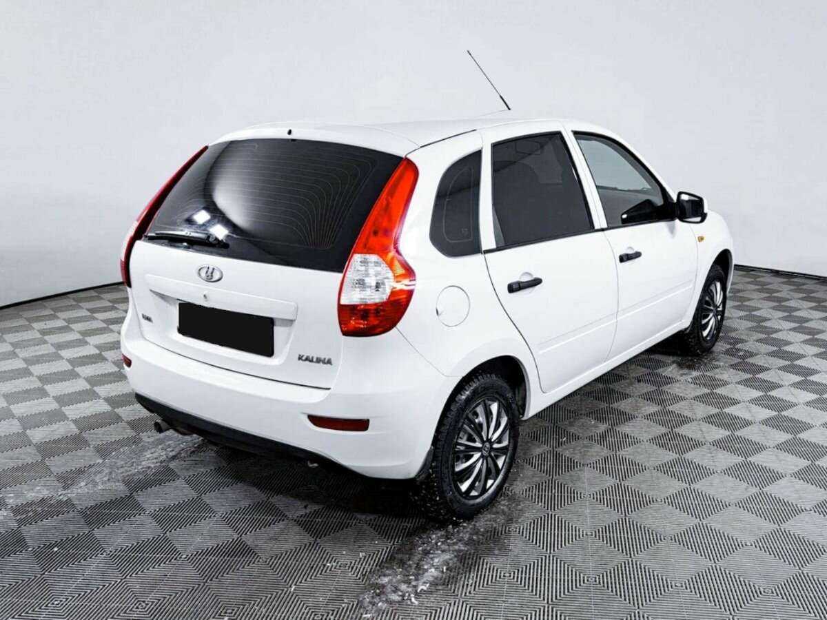 Lada (ВАЗ) Kalina с пробегом — 2014 год. Фото: #4