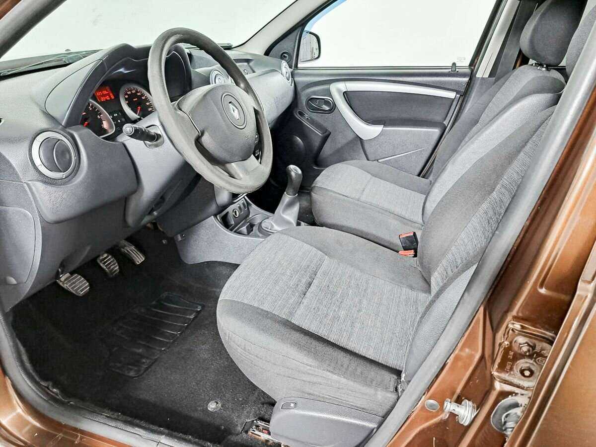 Renault Duster с пробегом — 2012 год. Фото: #13