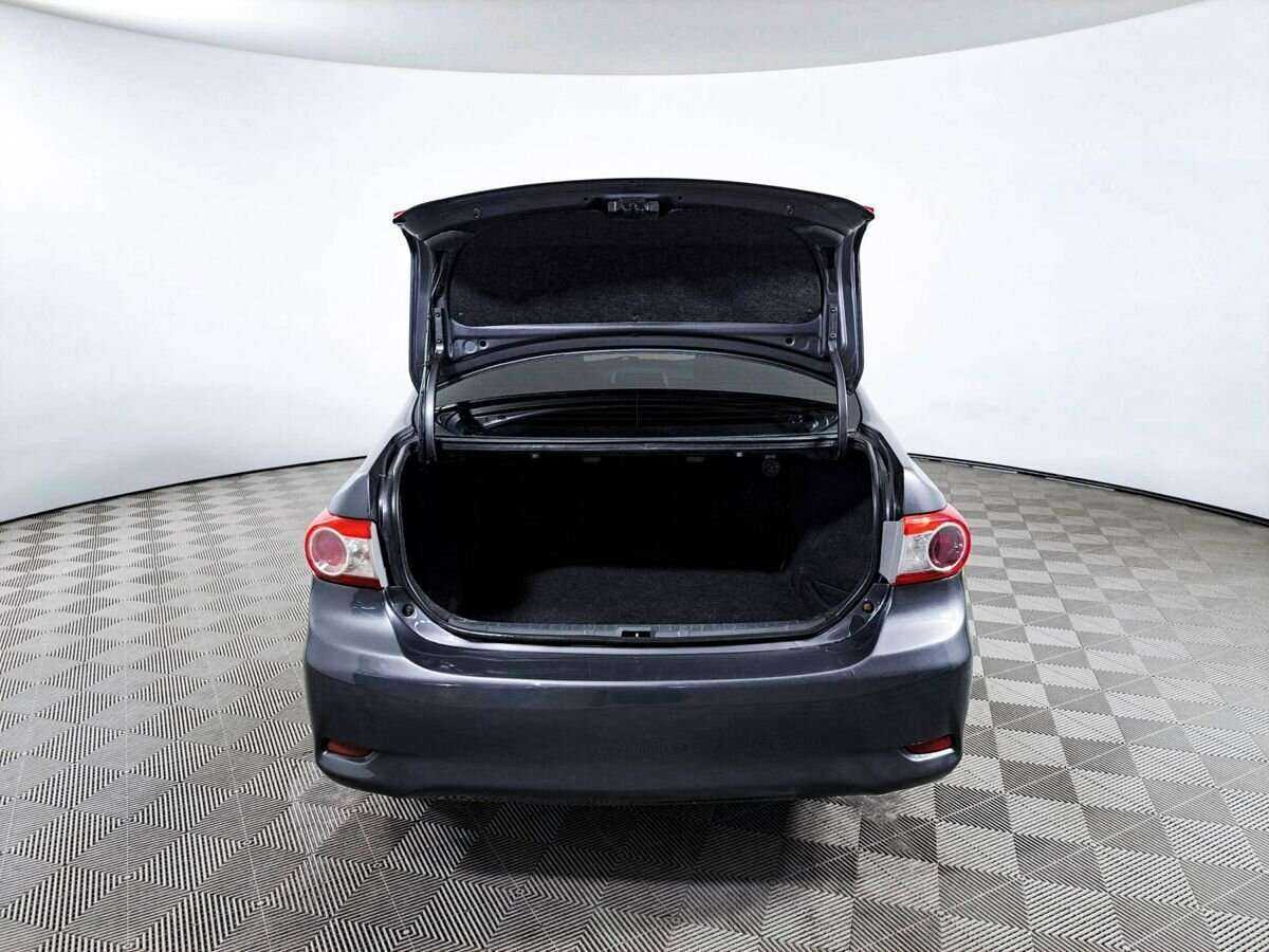 Toyota Corolla с пробегом — 2010 год. Фото: #8