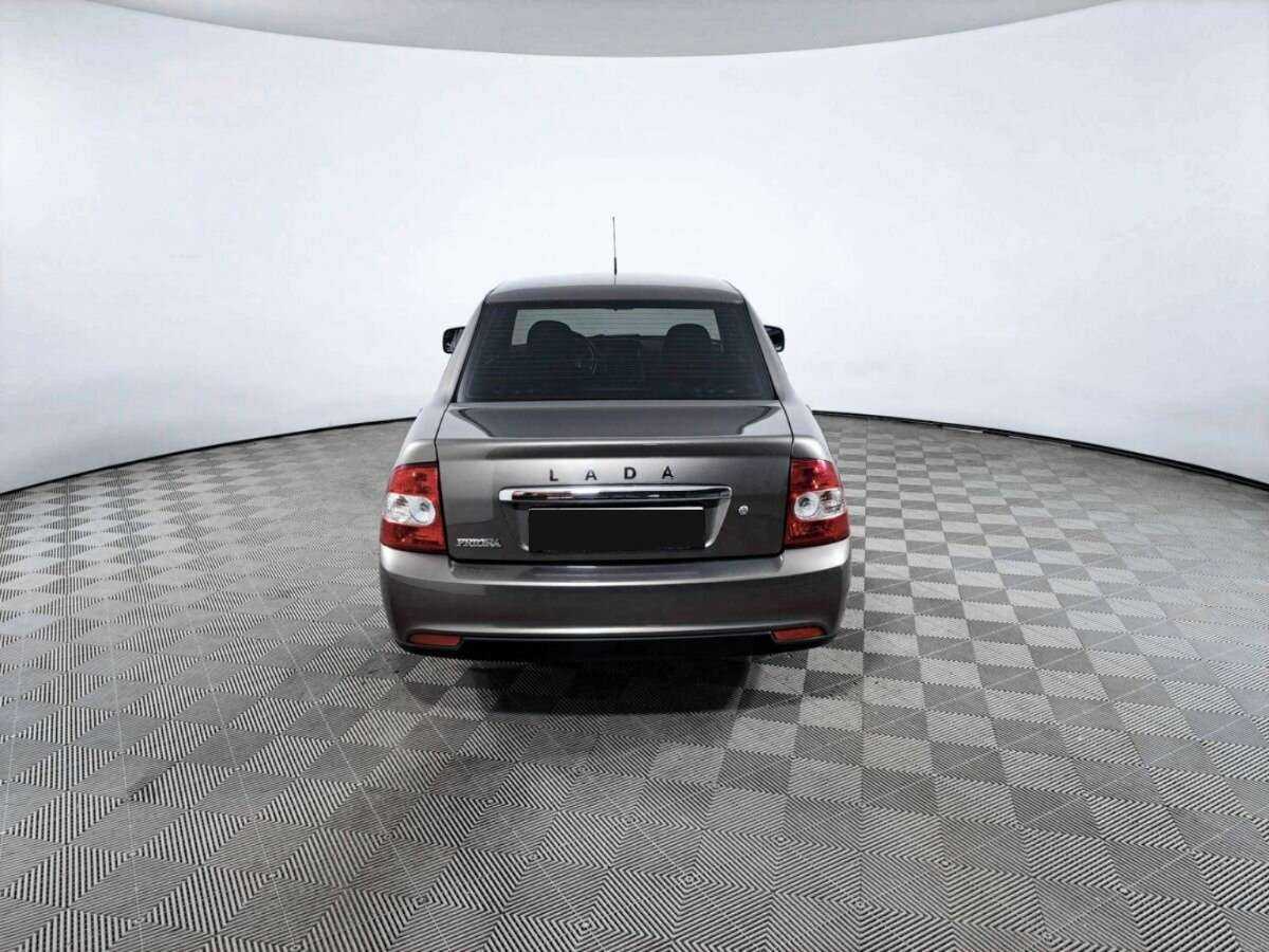 Lada (ВАЗ) Priora с пробегом — 2017 год. Фото: #5