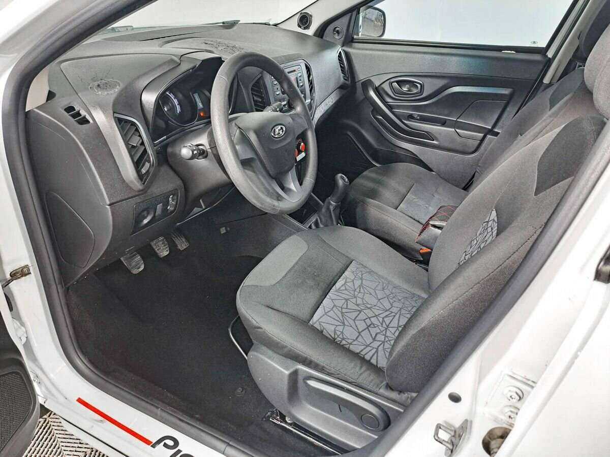 Lada (ВАЗ) XRAY с пробегом — 2017 год. Фото: #13