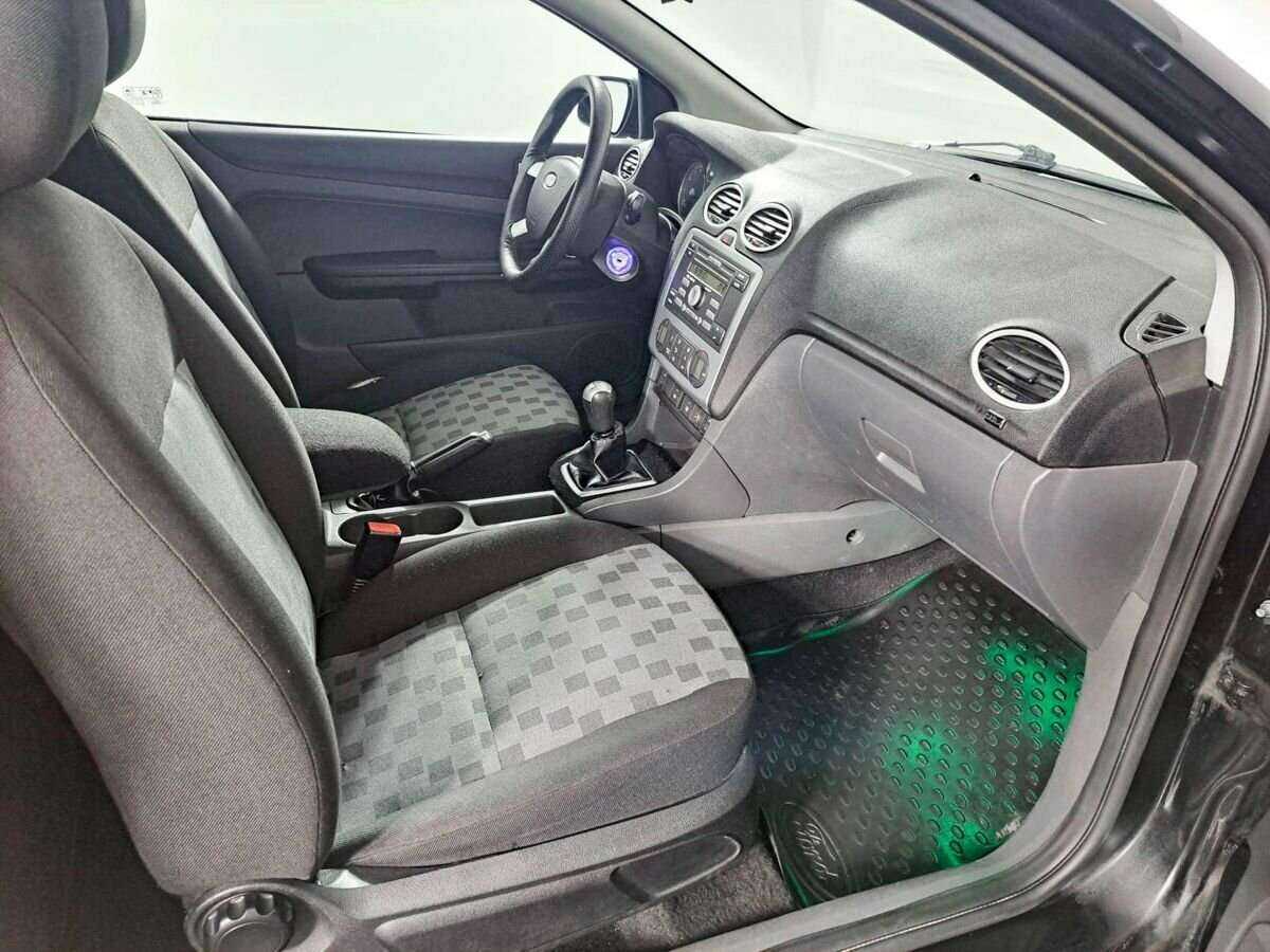 Ford Focus с пробегом — 2007 год. Фото: #9