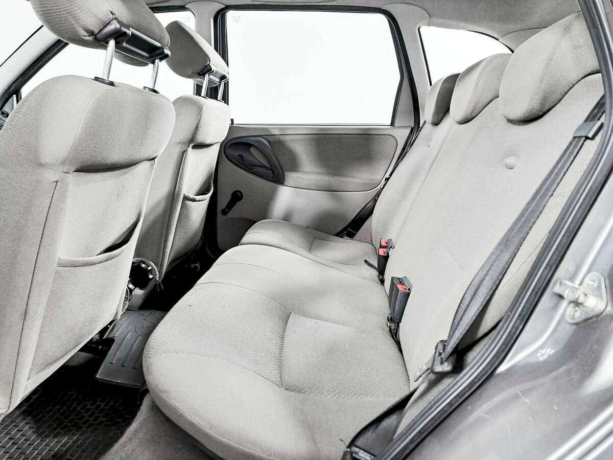 Lada (ВАЗ) Kalina с пробегом — 2011 год. Фото: #11