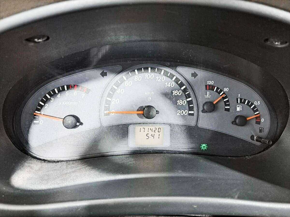 Lada (ВАЗ) Kalina с пробегом — 2011 год. Фото: #12