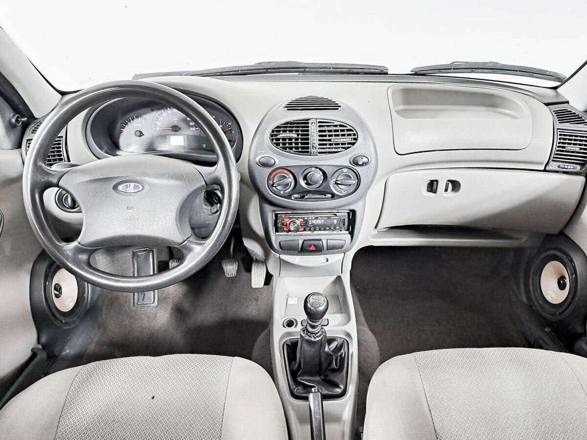 Lada (ВАЗ) Kalina с пробегом — 2011 год. Фото: #13