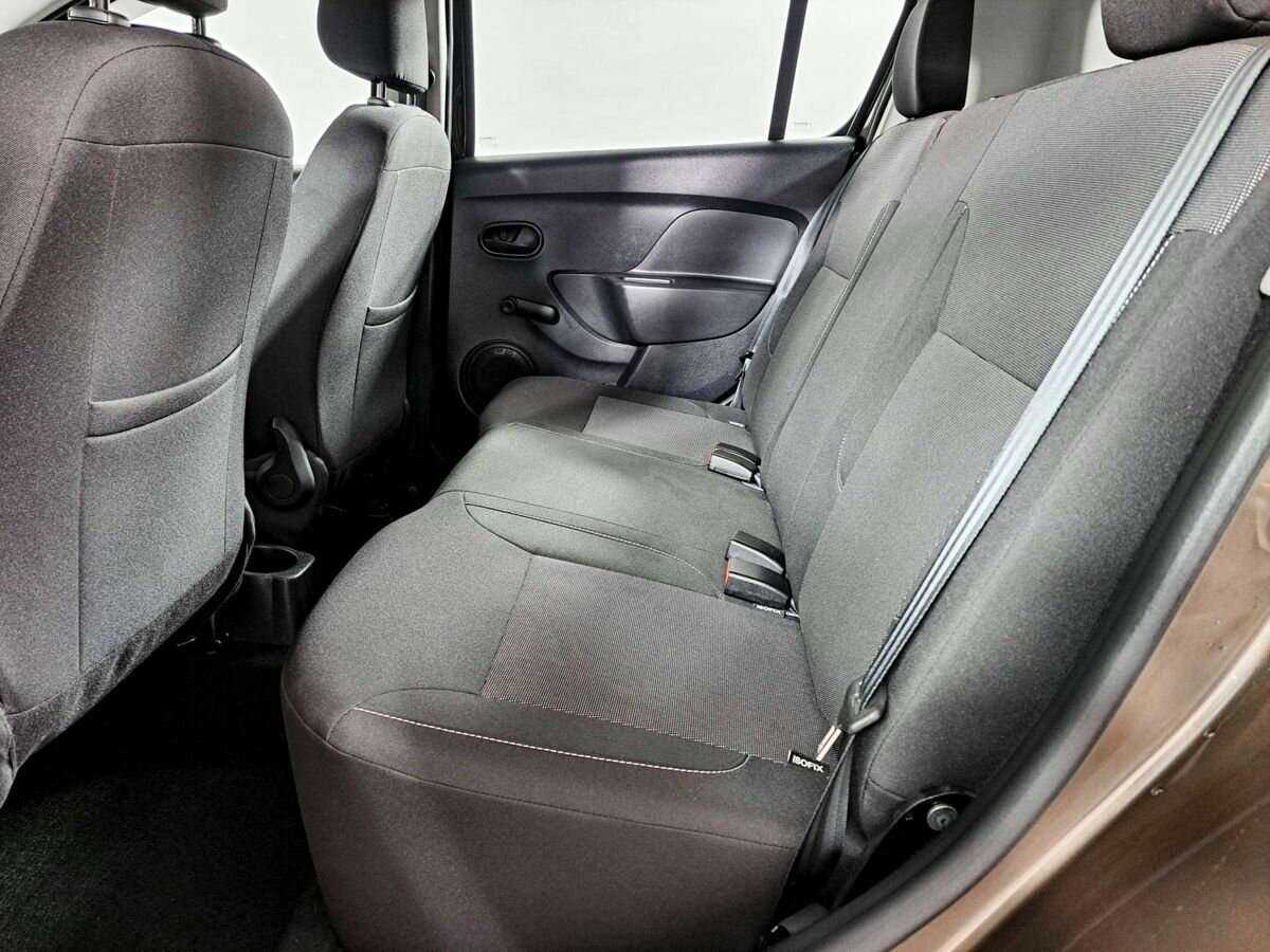 Renault Sandero с пробегом — 2020 год. Фото: #9