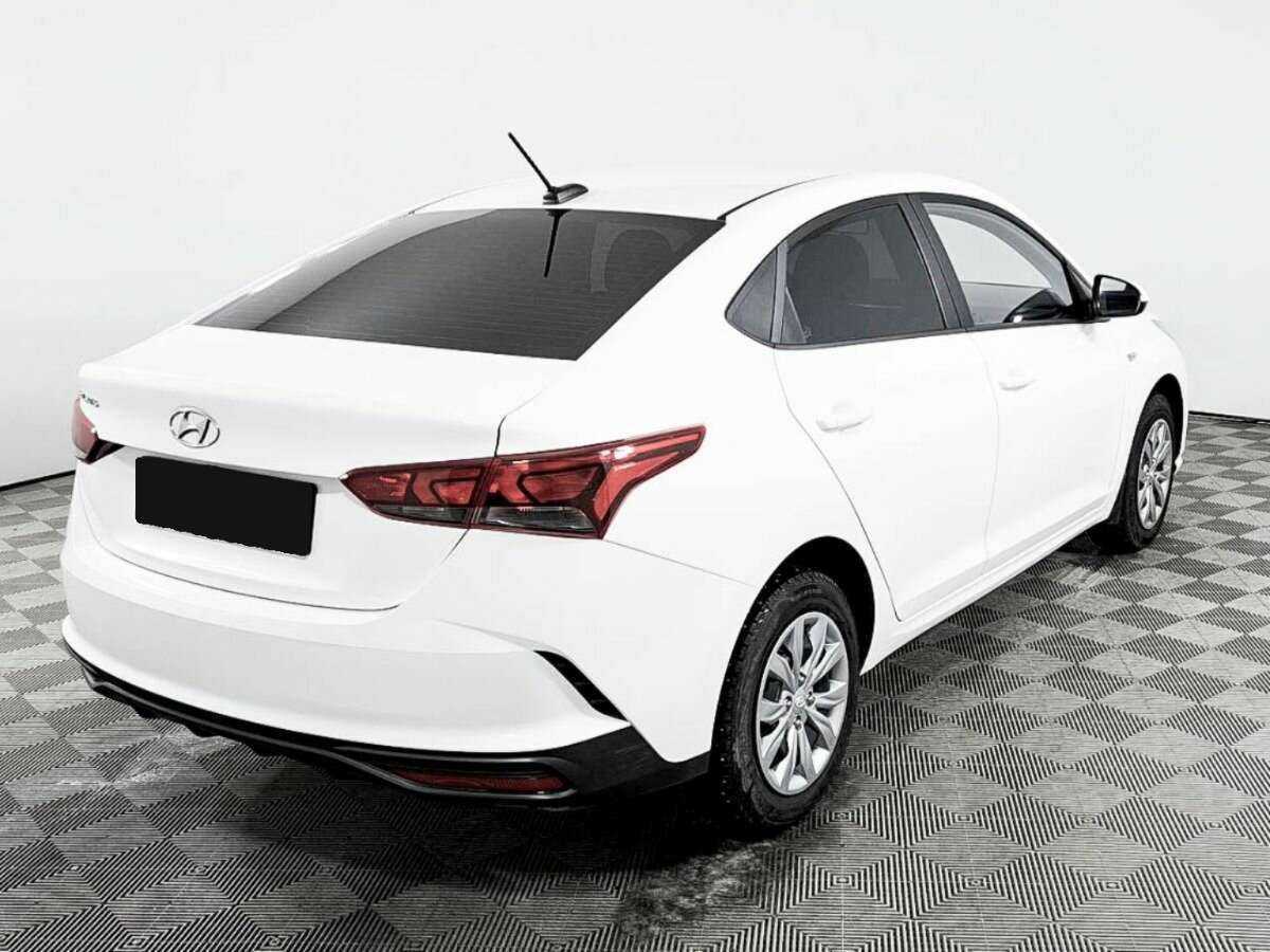 Hyundai Solaris с пробегом — 2021 год. Фото: #4