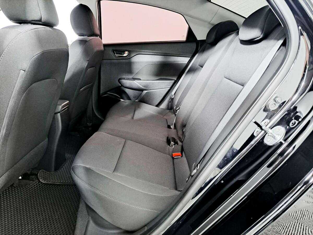 Hyundai Solaris с пробегом — 2019 год. Фото: #9