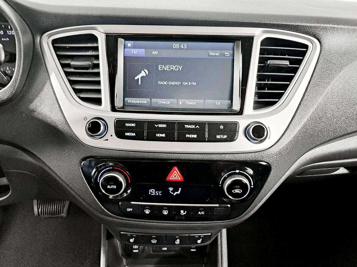 Hyundai Solaris с пробегом — 2019 год. Фото: #12