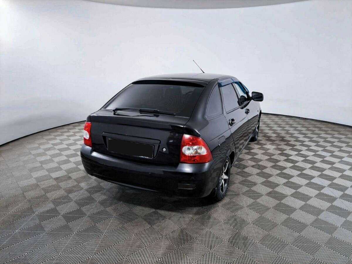 Lada (ВАЗ) Priora с пробегом — 2010 год. Фото: #4