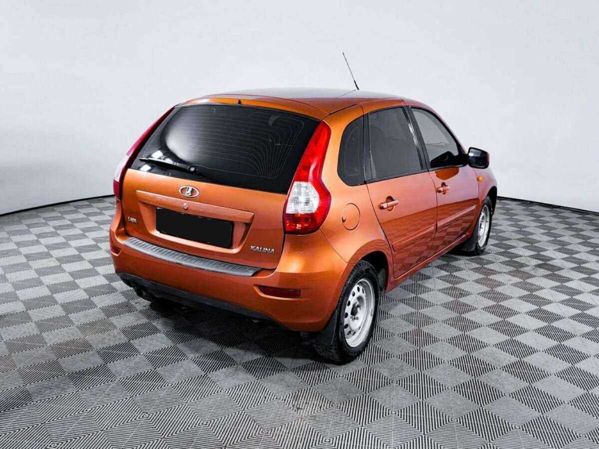 Lada (ВАЗ) Kalina с пробегом — 2013 год. Фото: #4