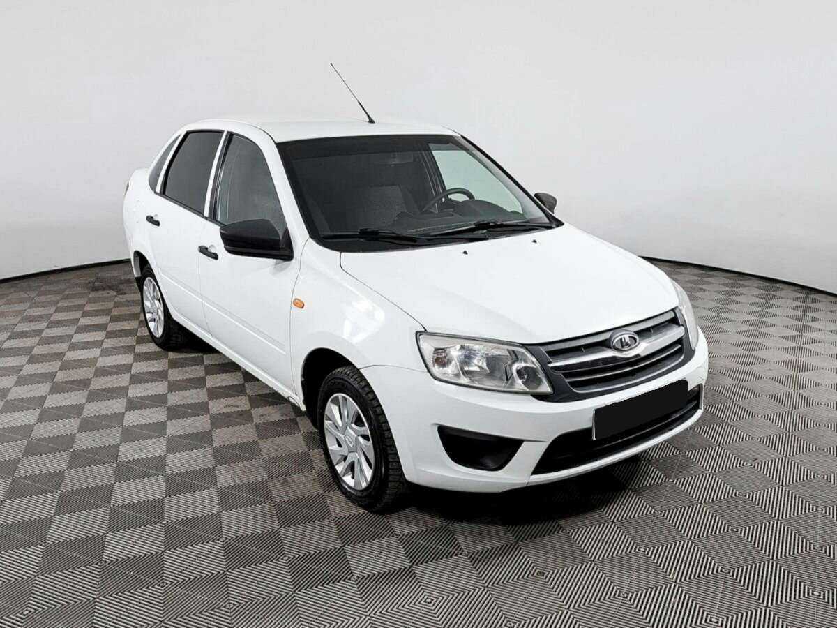 Lada (ВАЗ) Granta с пробегом — 2016 год. Фото: #2