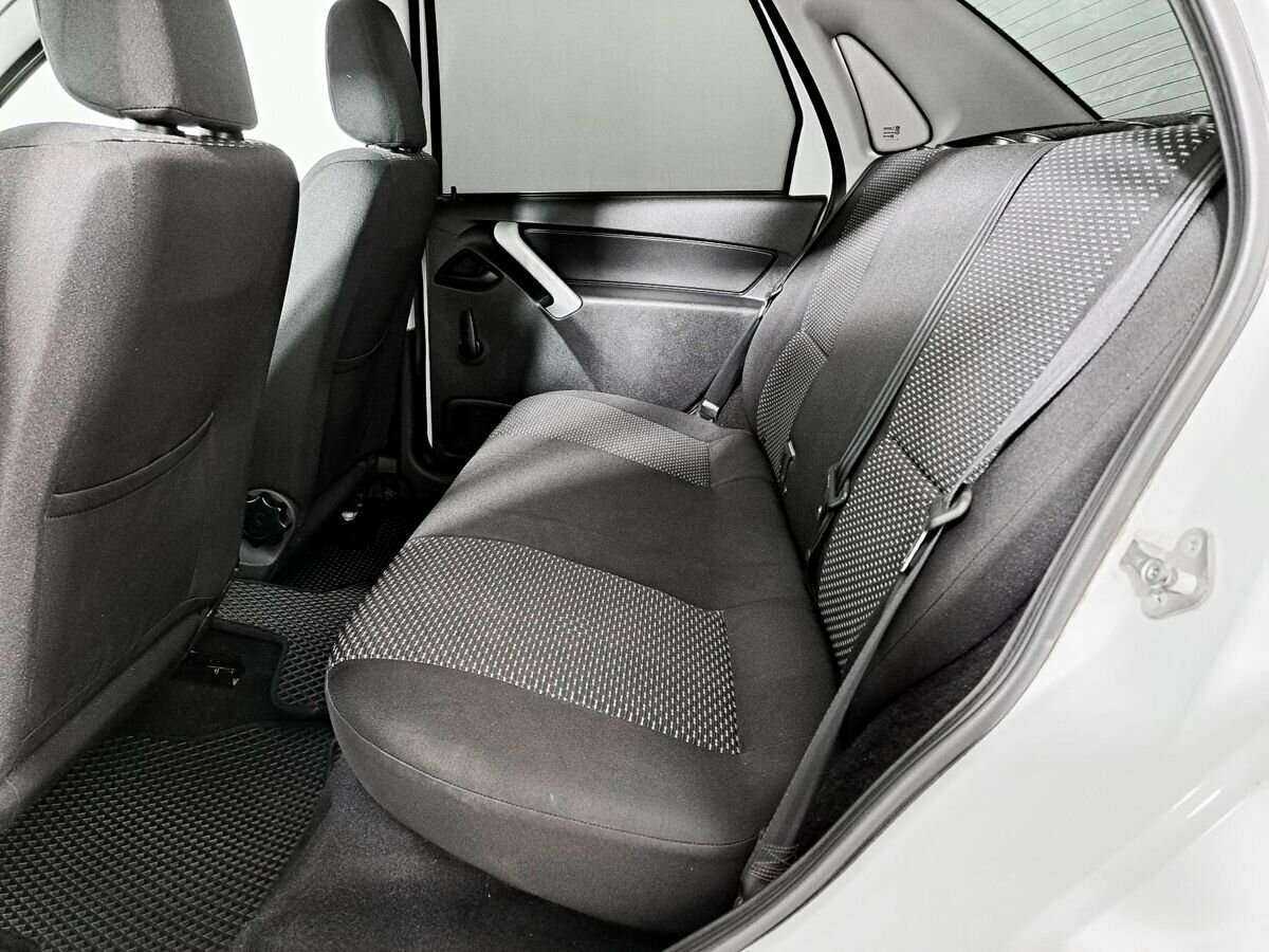 Lada (ВАЗ) Granta с пробегом — 2016 год. Фото: #8