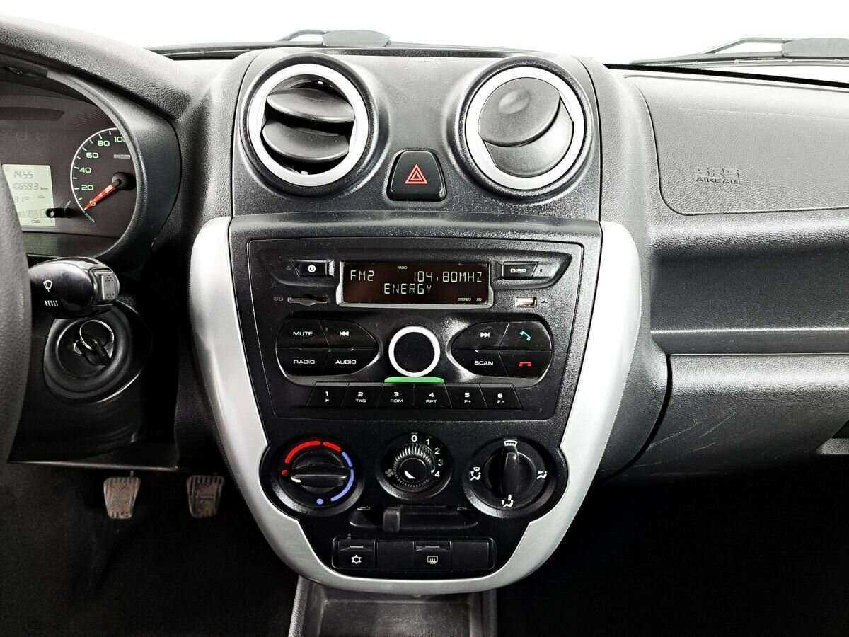 Lada (ВАЗ) Granta с пробегом — 2016 год. Фото: #11