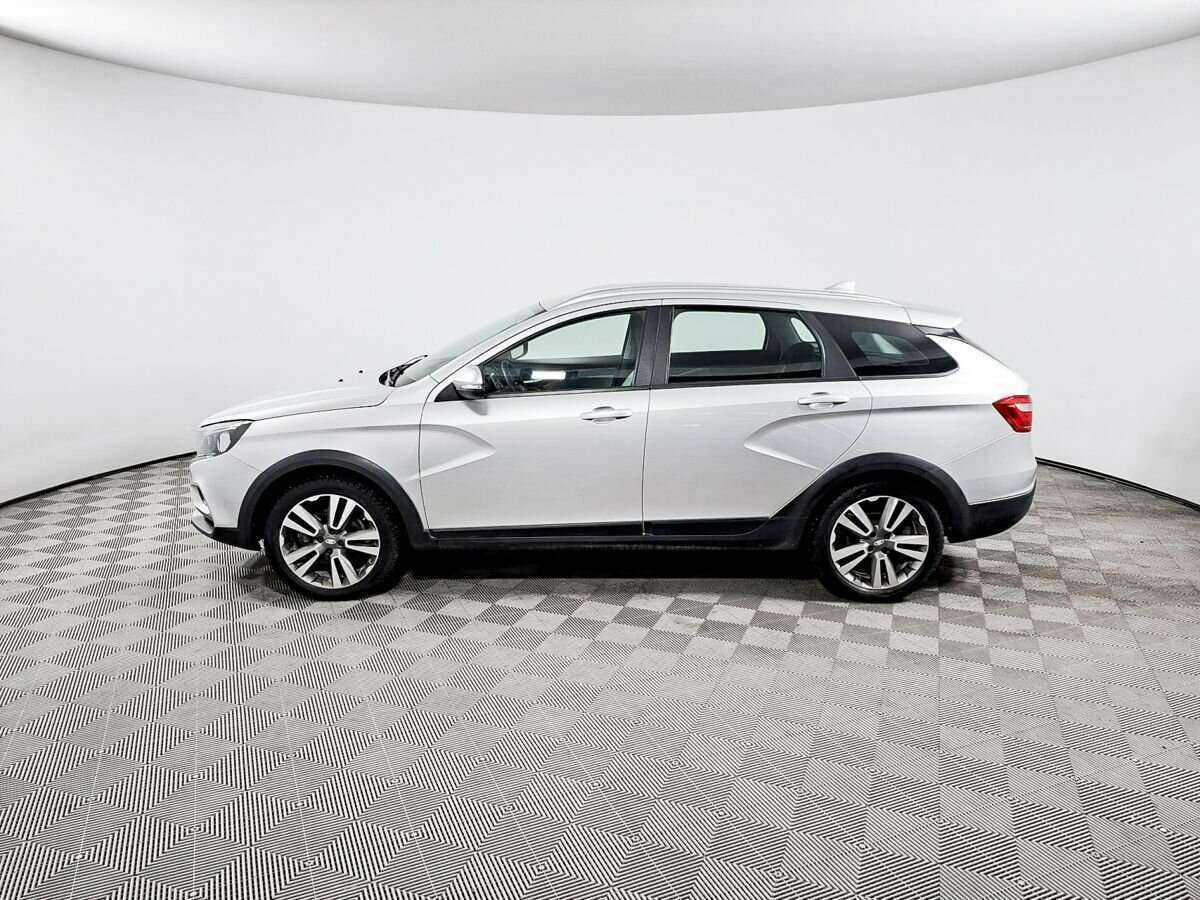 Lada (ВАЗ) Vesta с пробегом — 2019 год. Фото: #7