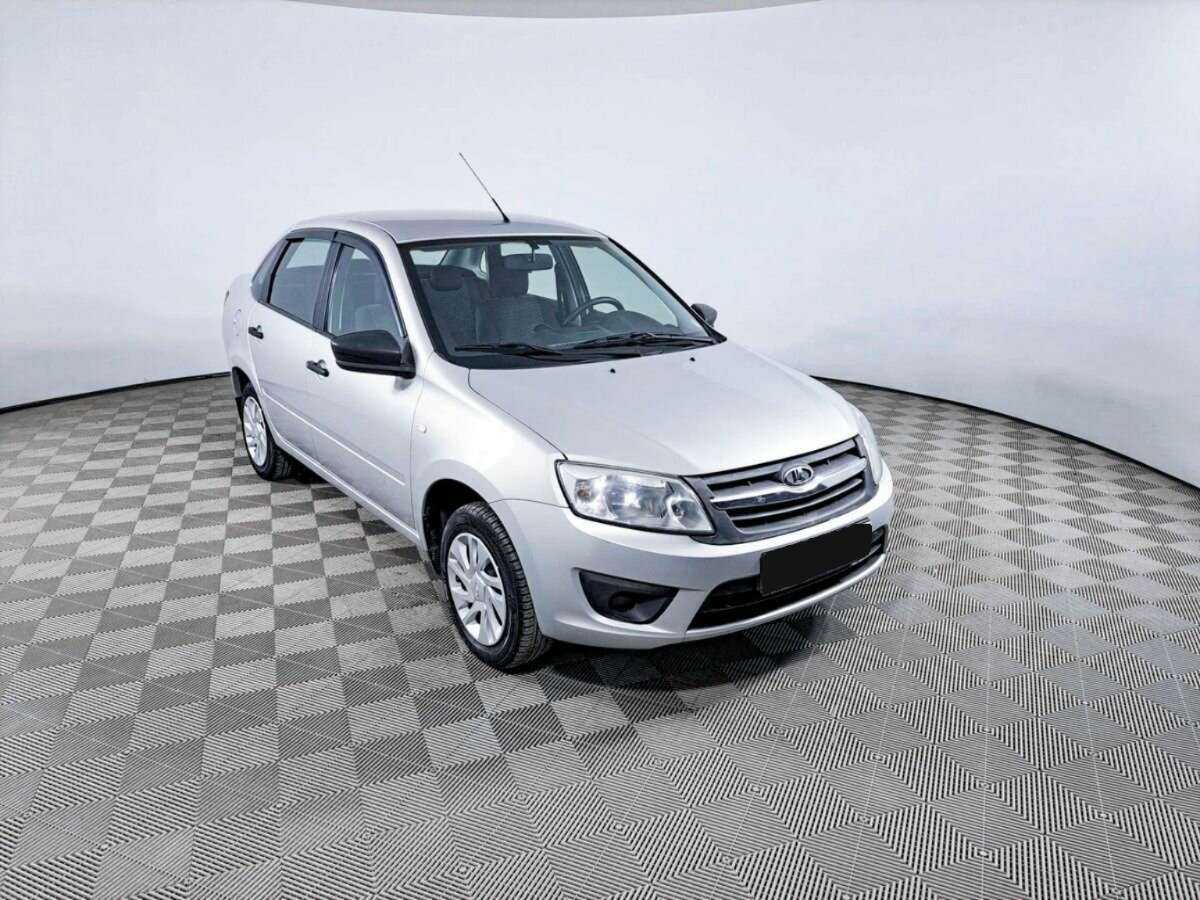 Lada (ВАЗ) Granta с пробегом — 2017 год. Фото: #2