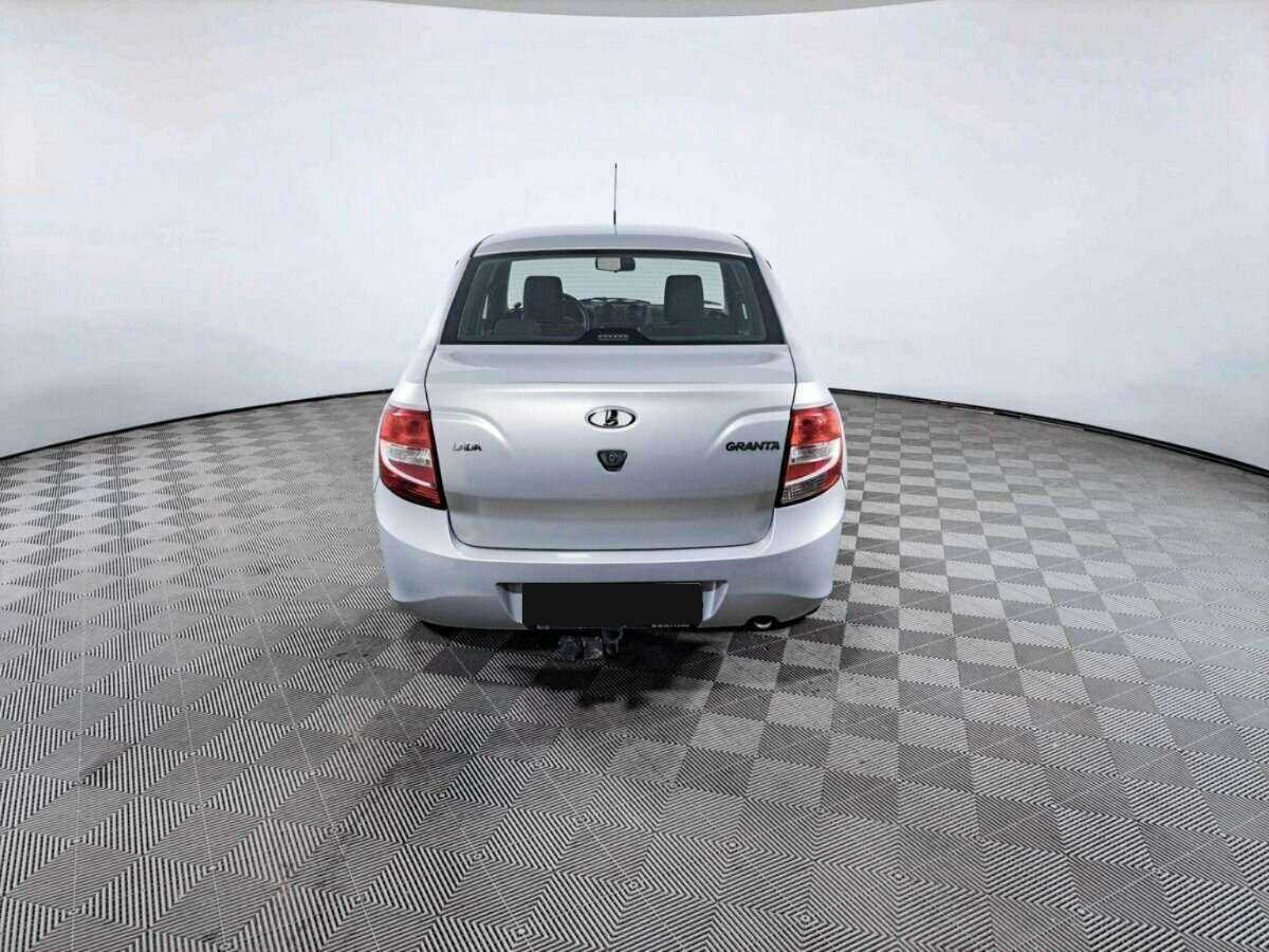 Lada (ВАЗ) Granta с пробегом — 2017 год. Фото: #5