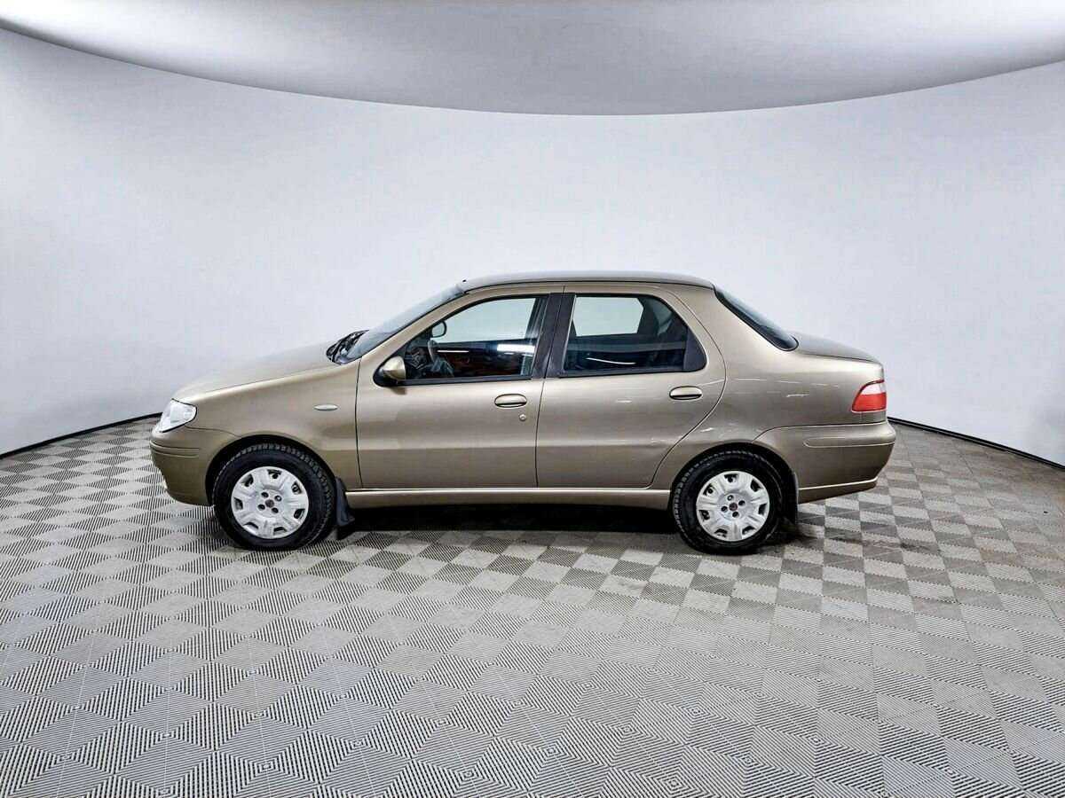 Fiat Albea с пробегом — 2010 год. Фото: #7