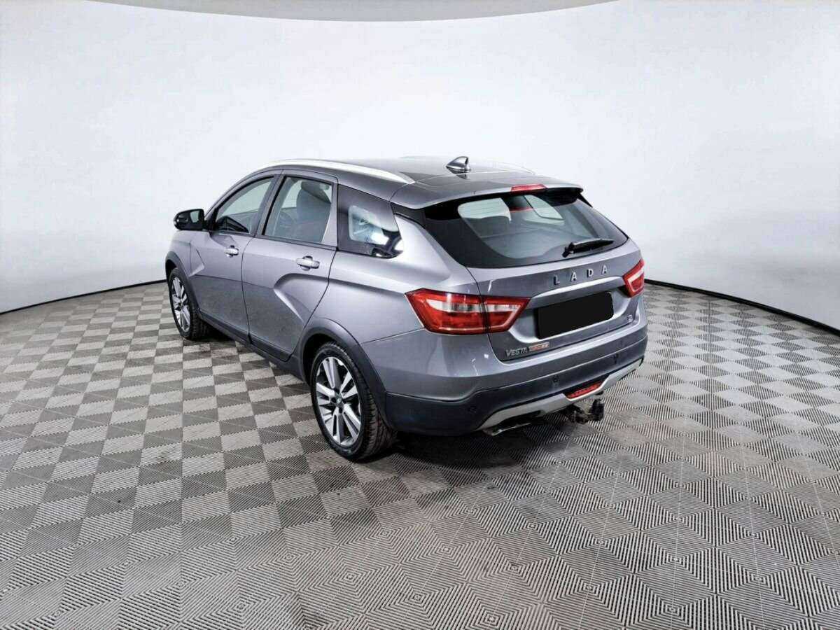 Lada (ВАЗ) Vesta с пробегом — 2017 год. Фото: #6