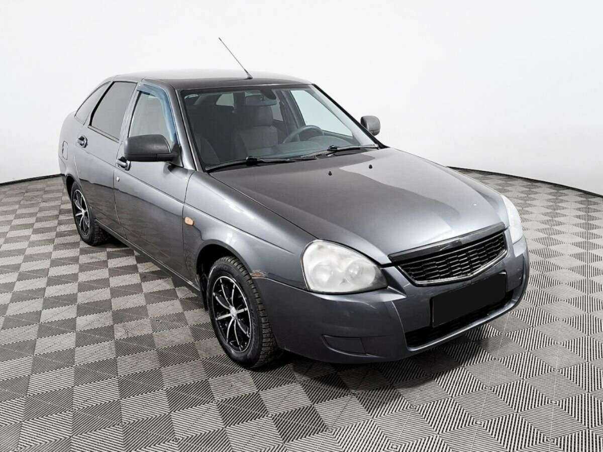 Lada (ВАЗ) Priora с пробегом — 2013 год. Фото: #2