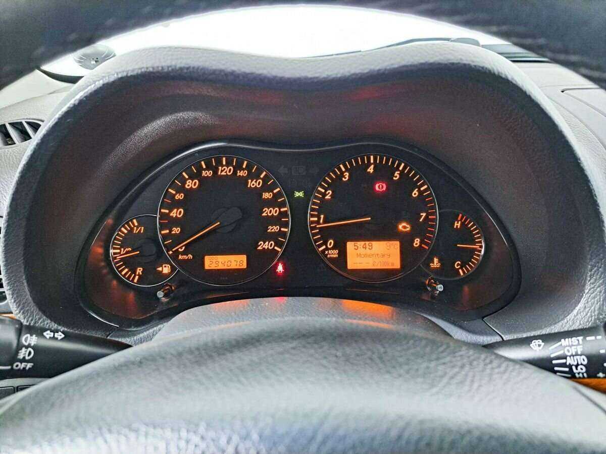 Toyota Avensis с пробегом — 2007 год. Фото: #10