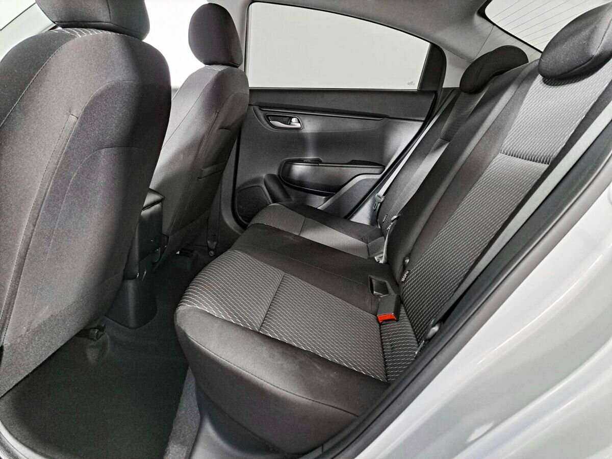 Kia Rio с пробегом — 2020 год. Фото: #11