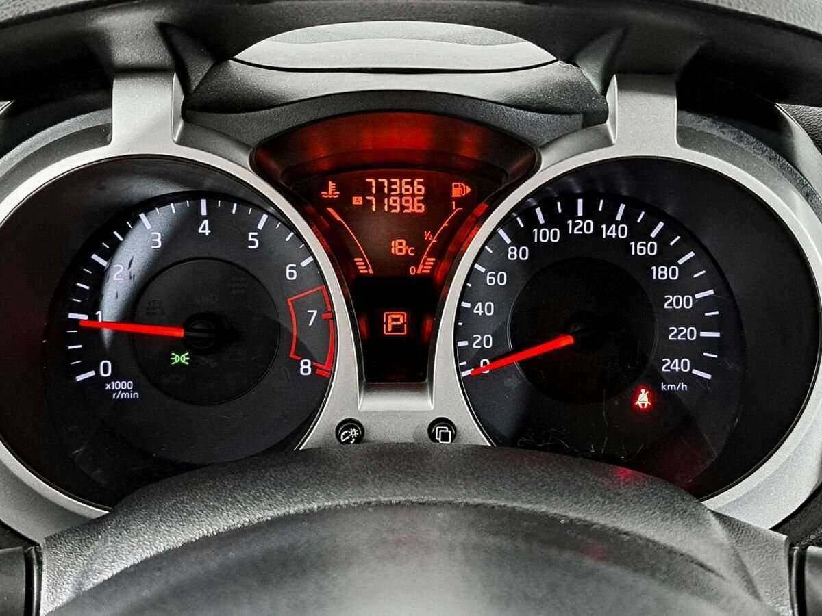 Nissan Juke с пробегом — 2011 год. Фото: #9