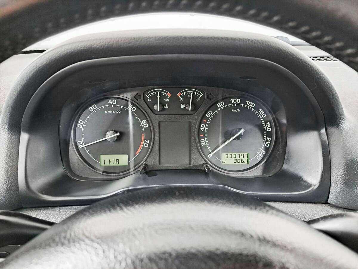 Skoda Octavia с пробегом — 2007 год. Фото: #8