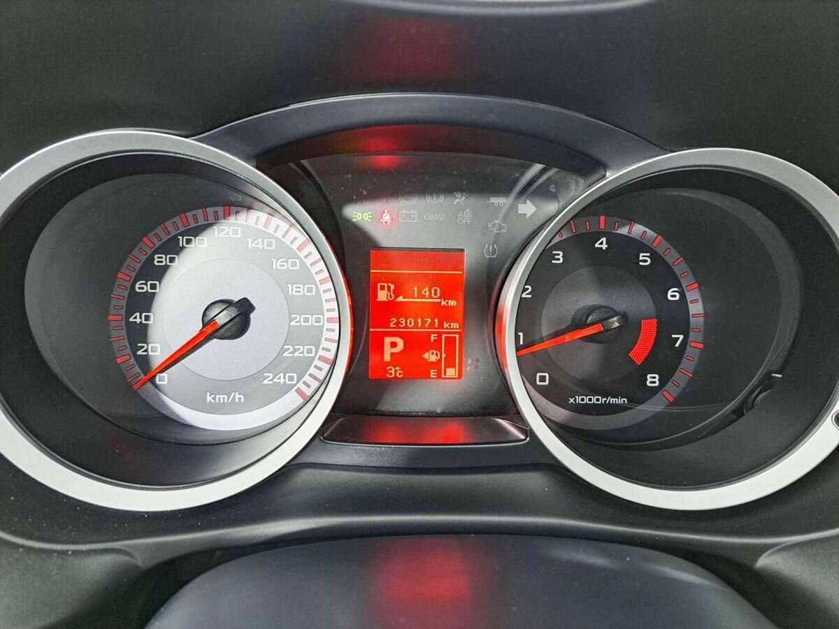 Mitsubishi Lancer с пробегом — 2008 год. Фото: #10