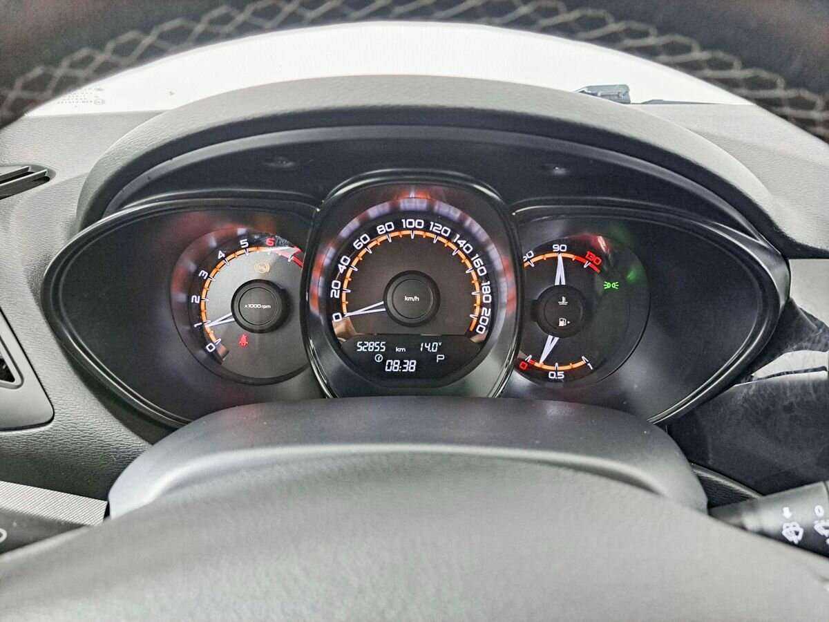 Lada (ВАЗ) Vesta с пробегом — 2021 год. Фото: #8