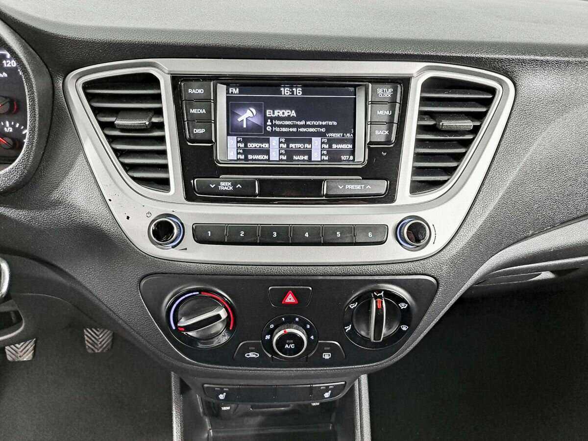 Hyundai Solaris с пробегом — 2019 год. Фото: #11