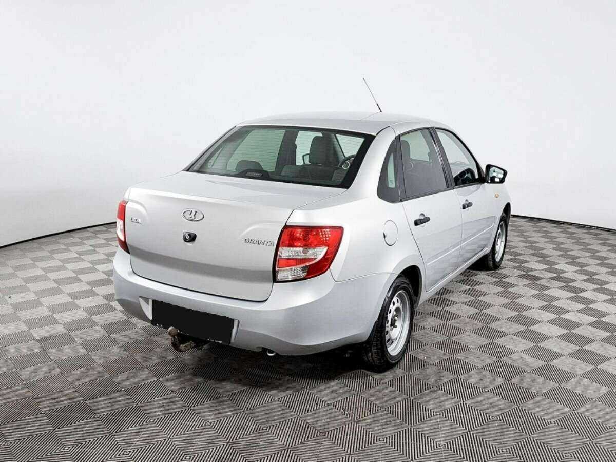 Lada (ВАЗ) Granta с пробегом — 2016 год. Фото: #3