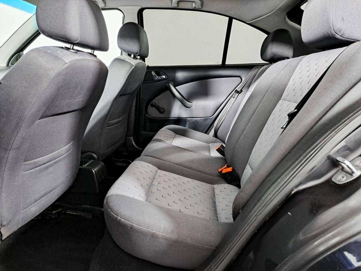 Skoda Octavia с пробегом — 2008 год. Фото: #8