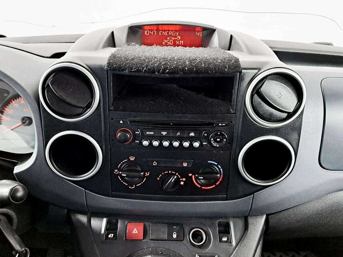 Peugeot Partner с пробегом — 2012 год. Фото: #14