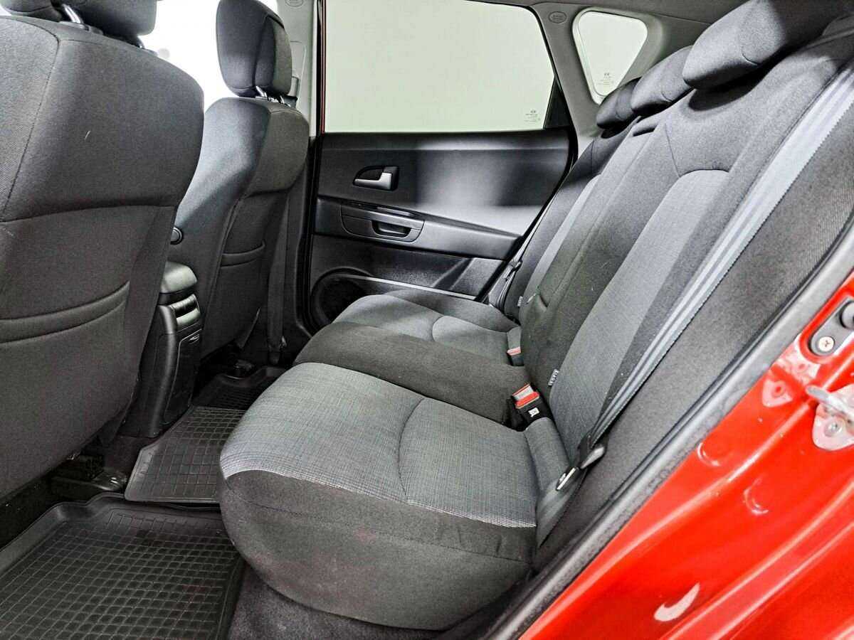 Kia Ceed с пробегом — 2010 год. Фото: #9