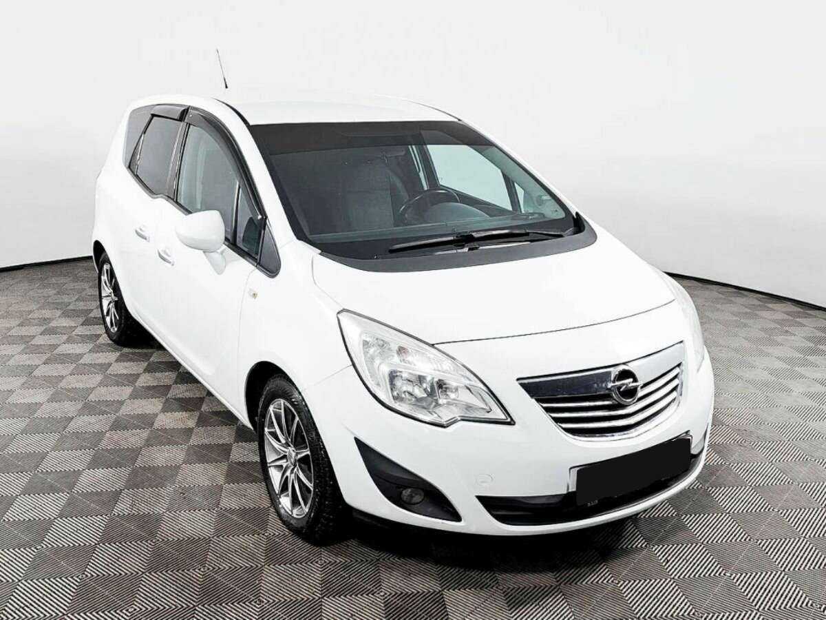 Opel Meriva с пробегом — 2011 год. Фото: #2