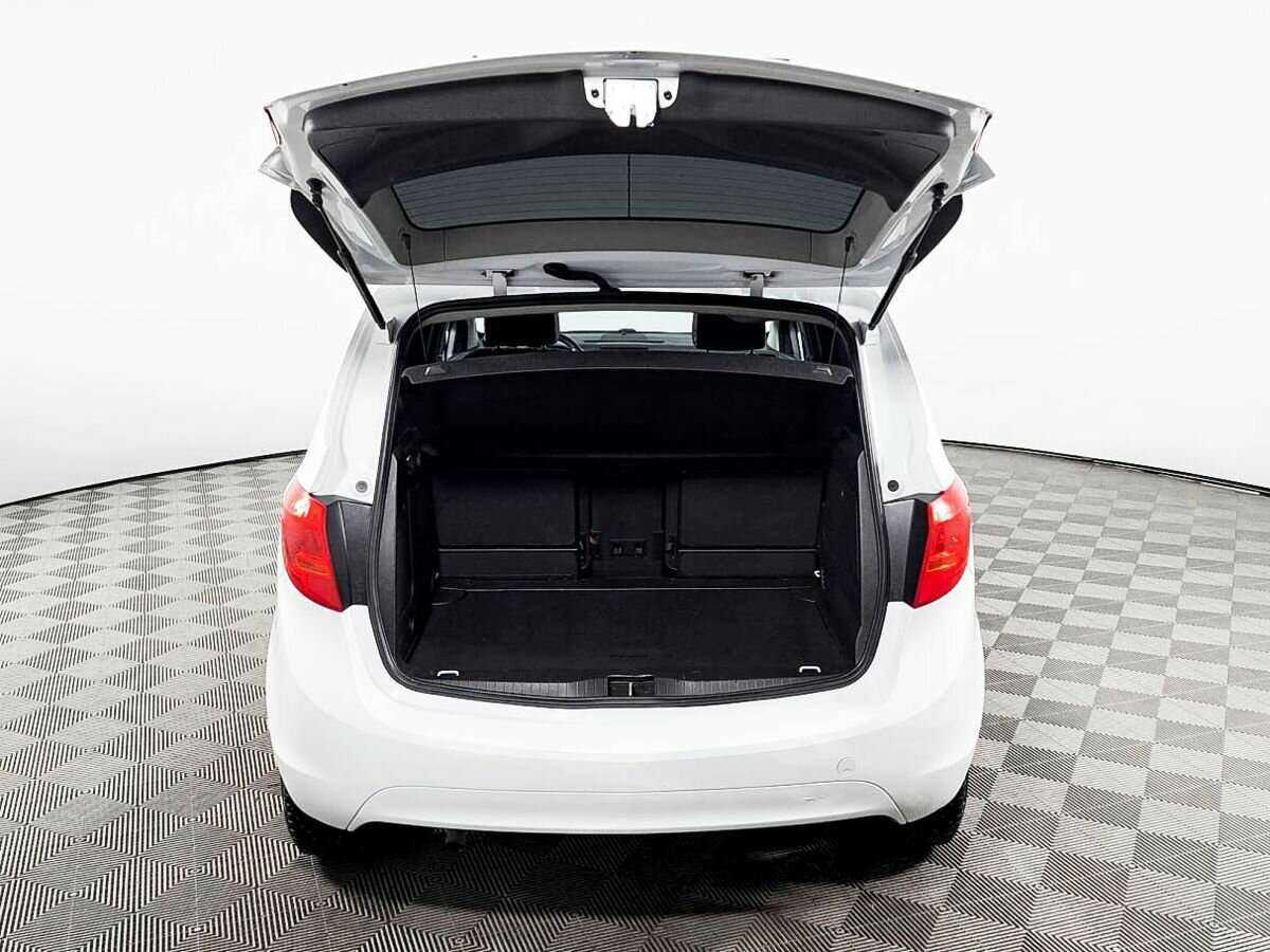 Opel Meriva с пробегом — 2011 год. Фото: #8