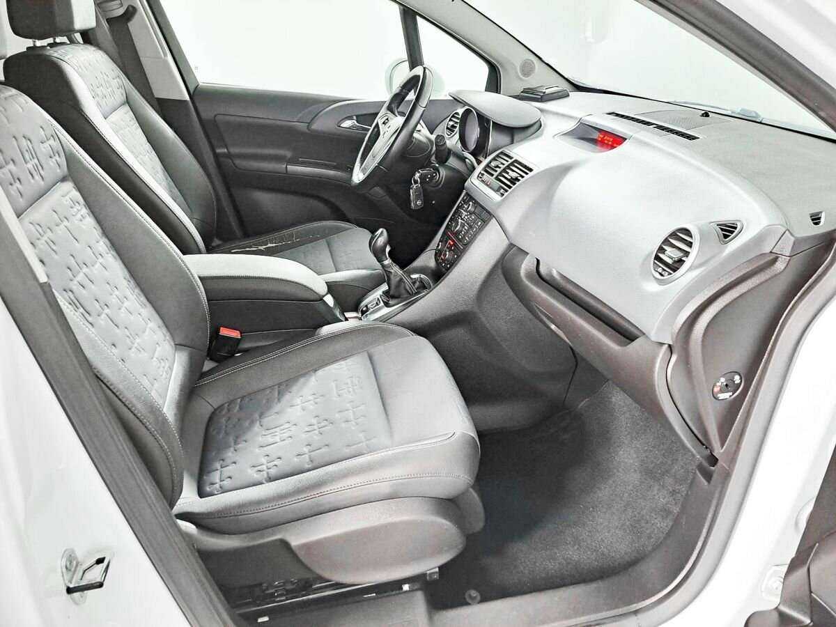 Opel Meriva с пробегом — 2011 год. Фото: #9