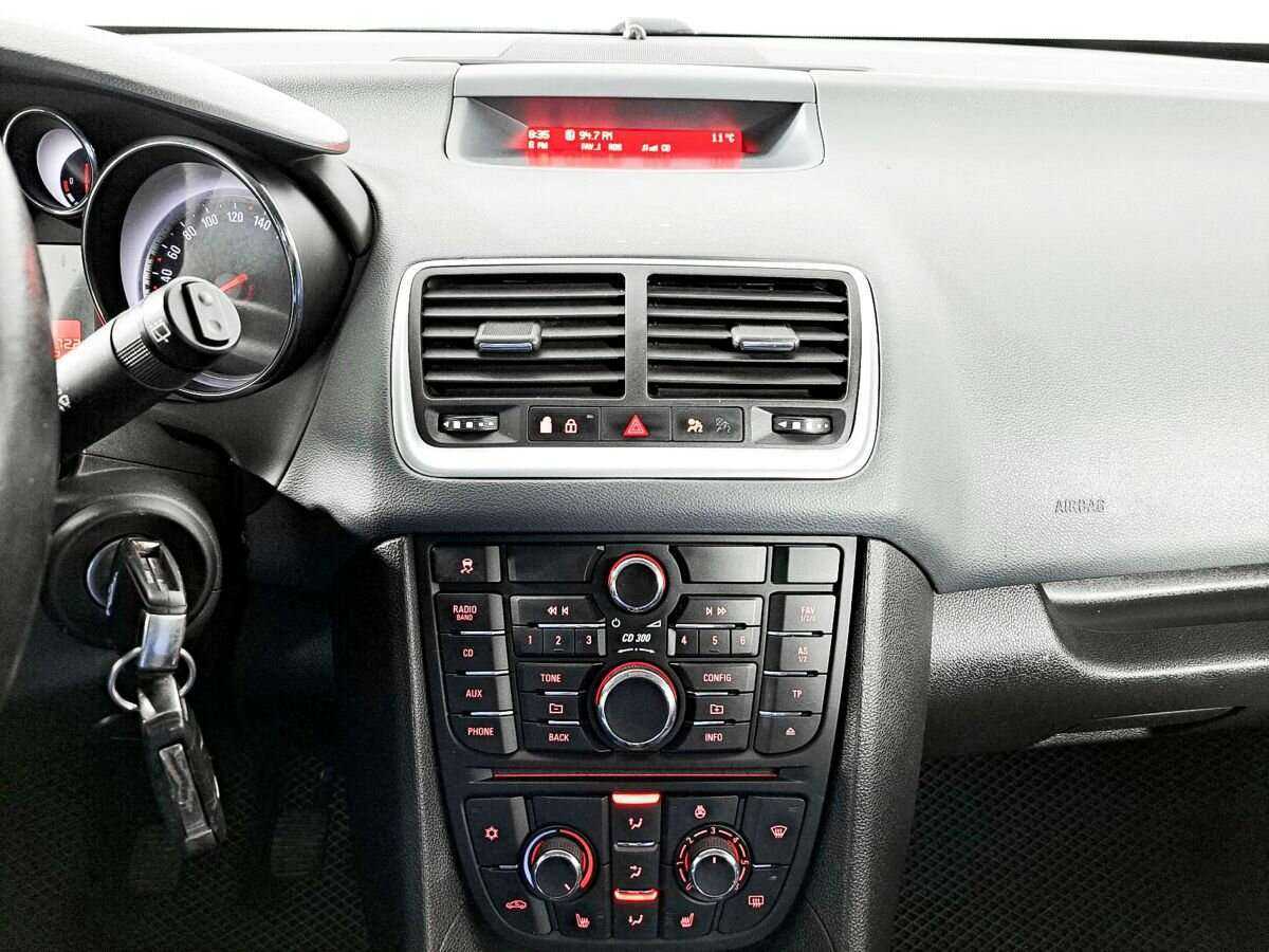 Opel Meriva с пробегом — 2011 год. Фото: #13