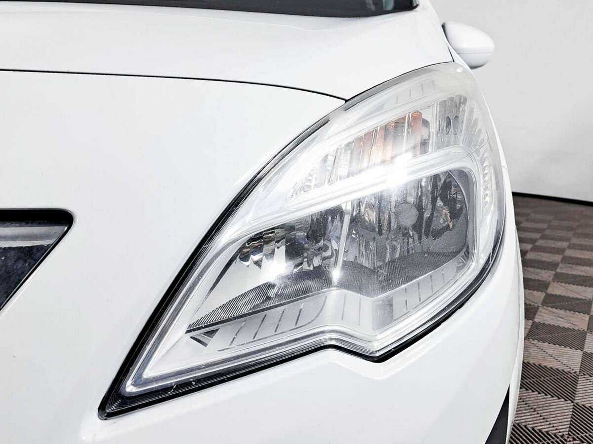 Opel Meriva с пробегом — 2011 год. Фото: #15