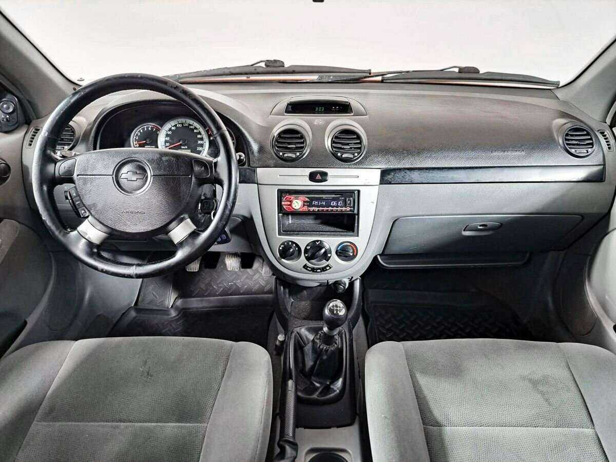 Chevrolet Lacetti с пробегом — 2006 год. Фото: #11