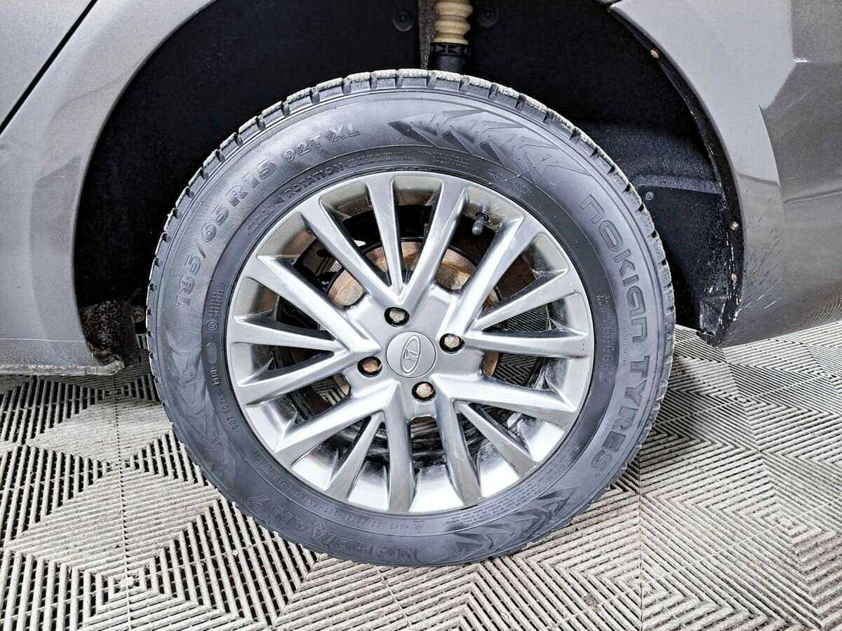 Lada (ВАЗ) Vesta с пробегом — 2018 год. Фото: #17