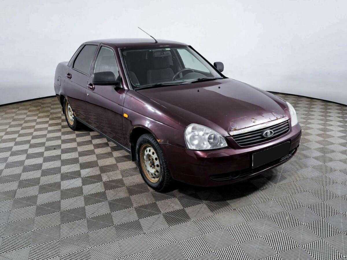 Lada (ВАЗ) Priora с пробегом — 2012 год. Фото: #2