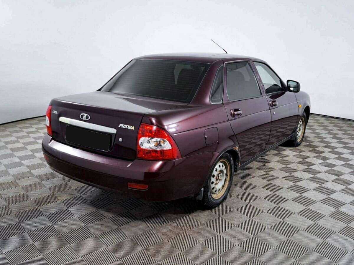 Lada (ВАЗ) Priora с пробегом — 2012 год. Фото: #4