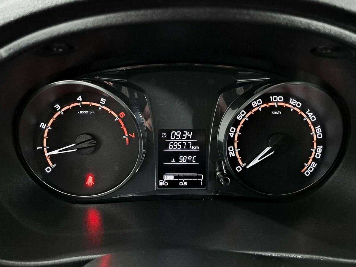 Lada (ВАЗ) Granta с пробегом — 2019 год. Фото: #12