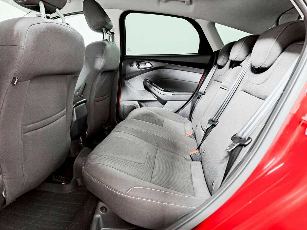 Ford Focus с пробегом — 2012 год. Фото: #9