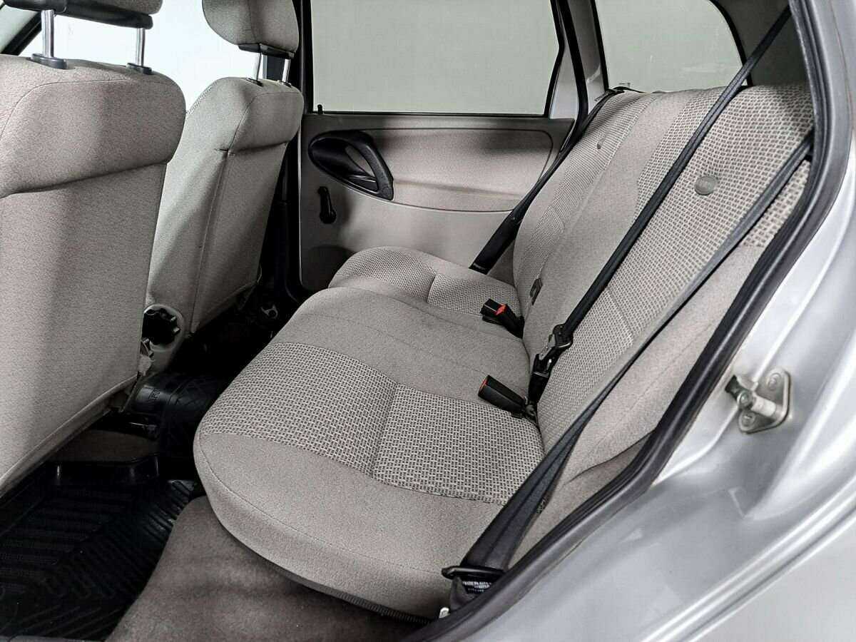 Lada (ВАЗ) Kalina с пробегом — 2011 год. Фото: #11