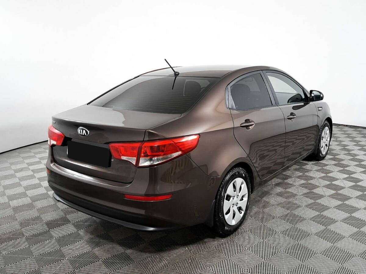 Kia Rio с пробегом — 2016 год. Фото: #3